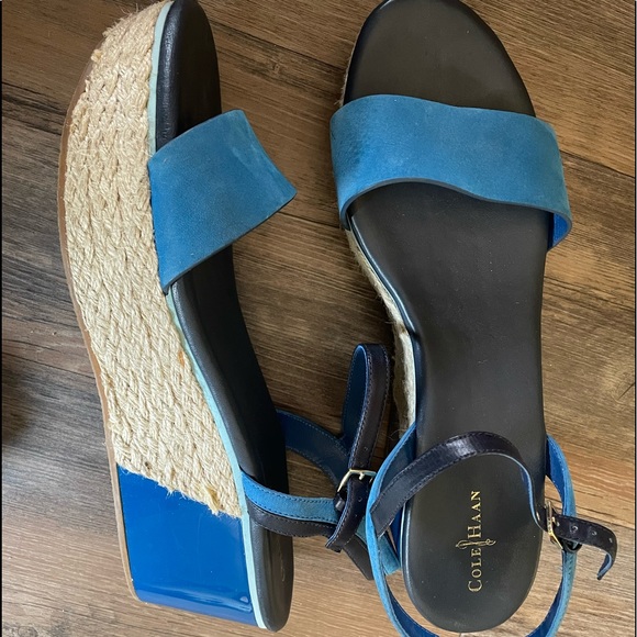 Cole Haan - Picture 3 of 3